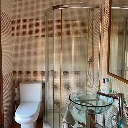Casa En - Playa Y Casco Urbano בית נופש